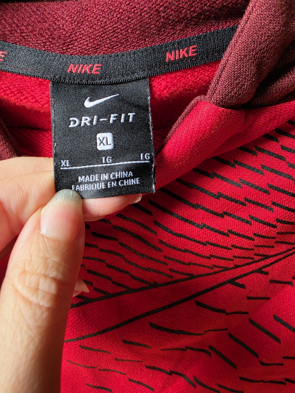 Nike Red Hooded Pullover with Maroon Raglan Sleeves - Picture 4 of 6
